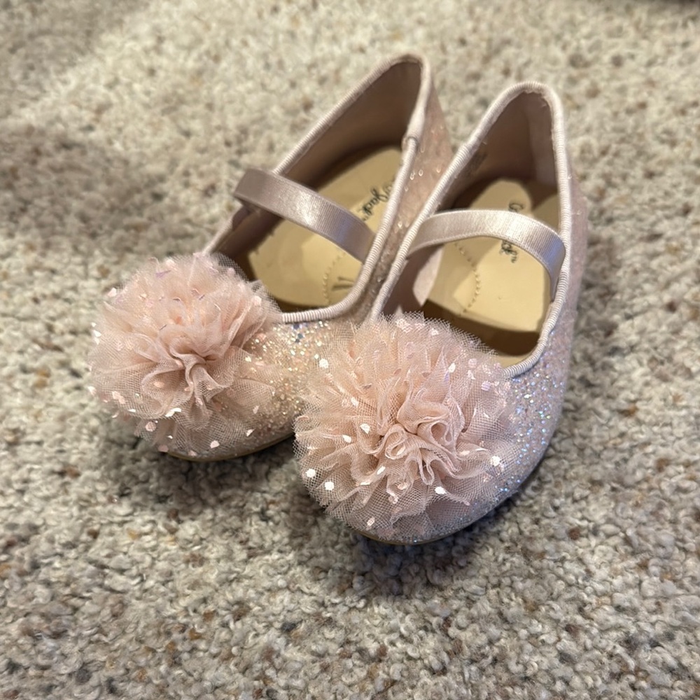 Cat & Jack Sparkly Pink Kids Shoes with Tulle Pom-Pom Size 7